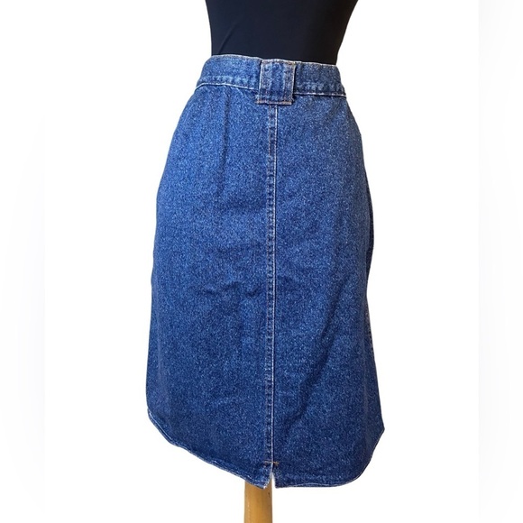 Vintage Chic Classic Denim Jean Skirt - Picture 8 of 15